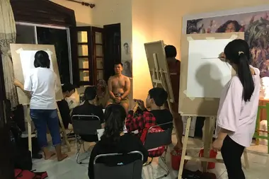 Học Thi Vẽ Khối H – H1 Tại PICS Studio: Luyện Thi Năng Khiếu Ngành Thiết Kế
